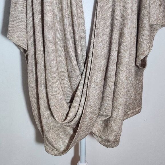Kori Tan Draped Oversized Sweater Size Large Heather Brown Short Sleeve Sweater - Picture 5 of 9